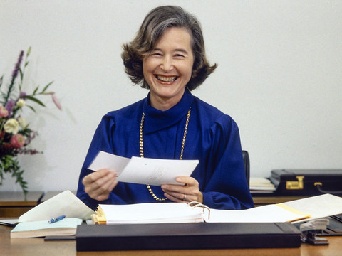Le Conseil National rend hommage à Elisabeth Kopp