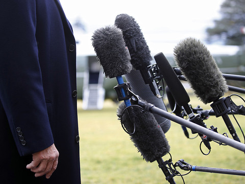 Sécurité des journalistes: la Suisse lance un plan d'action