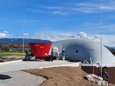 Grangeneuve (FR) inaugure son installation de biogaz agricole