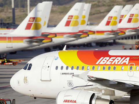 IAG, maison mère de British Airways, divise sa perte par neuf