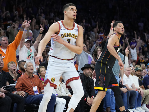 47 points pour Devin Booker