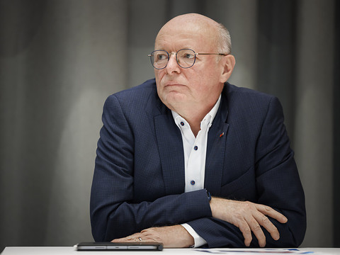 Le directeur général Vincent Ducrot défend la hausse des tarifs