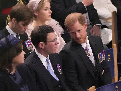 Le prince Harry, en toute discrétion à l'abbaye de Westminster