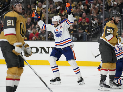 Leon Draisaitl frappe encore