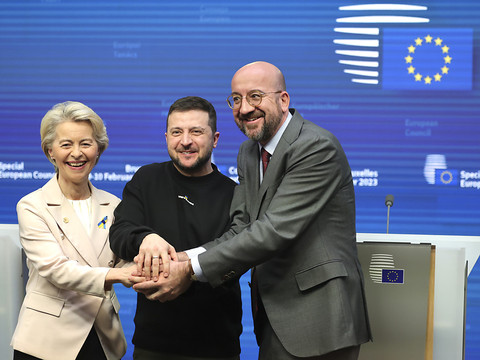 Von der Leyen à Kiev pour marquer la Journée de l'Europe