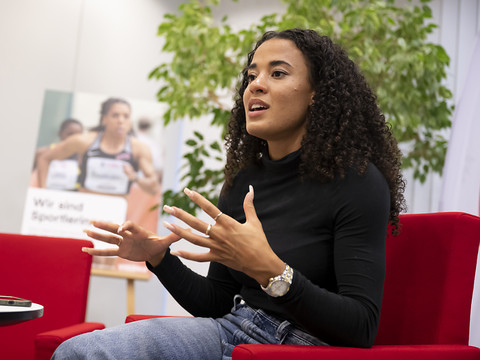Ditaji Kambundji, Audrey Werro et Lore Hoffmann de la partie