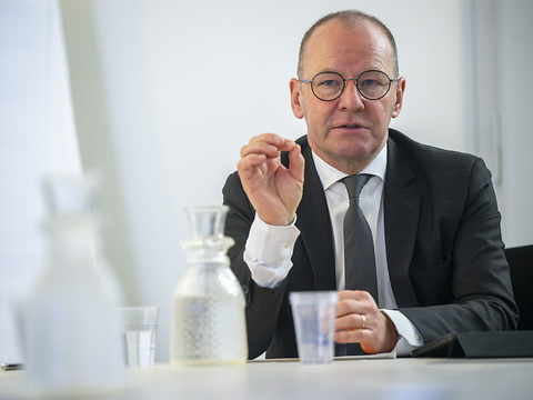 Les ministres romands des transports ont rencontré Rösti