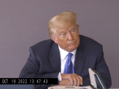 Trump, jugé responsable d'agression sexuelle, devra débourser