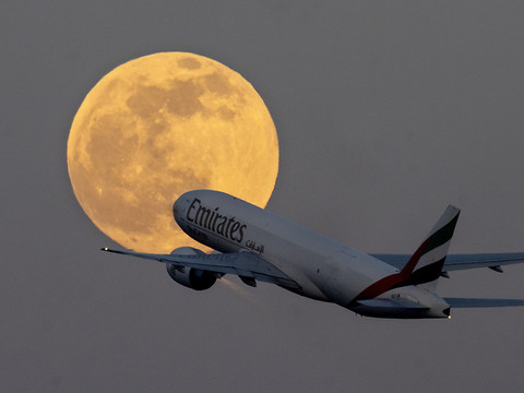 Le groupe Emirates annonce un bénéfice annuel record de 3 milliards