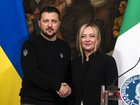 Ukraine et Russie revendiquent des succès autour de Bakhmout