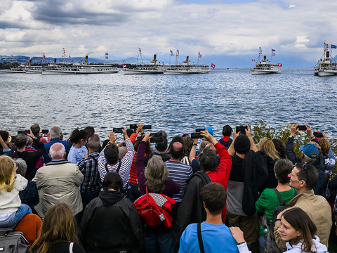 Morges (VD): soleil et public au rendez-vous pour la Parade navale
