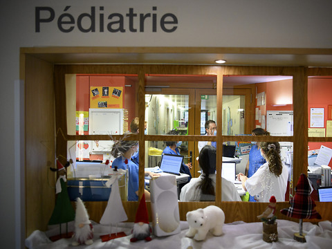 La surcharge hospitalière accroît le déficit du RHNe en 2022