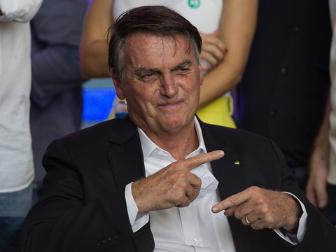 Bolsonaro entendu dans l'affaire des faux certificats de vaccins