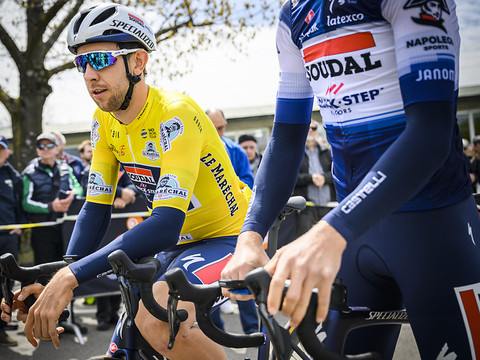 Six abandons de plus, dont quatre dans l'équipe d'Evenepoel