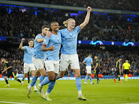 Manchester City rejoint l'Inter Milan en finale