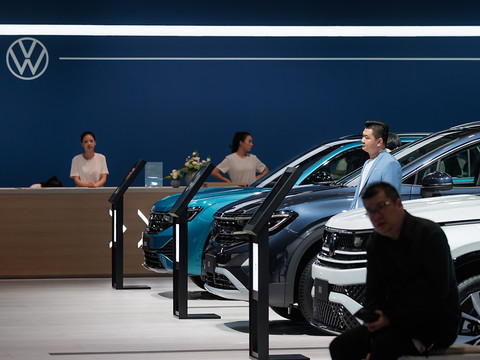 Volkswagen finalise la vente de ses actifs en Russie
