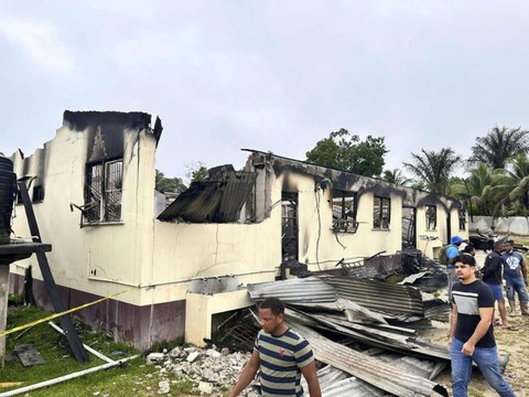 Au moins 19 jeunes décédés dans l'incendie d'un dortoir scolaire