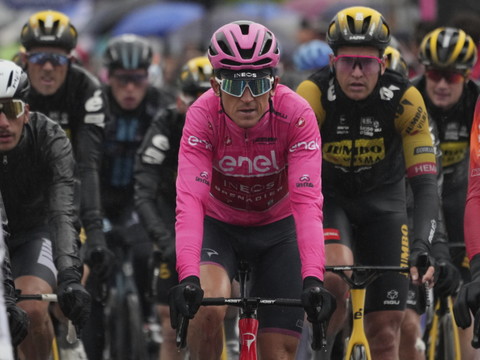 Bienvenue en enfer: à l'assaut des cols de légende