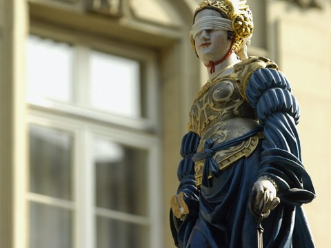 Création d'une institution des droits de l'homme pour la Suisse