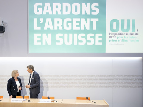 Les Suisses diraient trois fois oui le 18 juin, selon un sondage