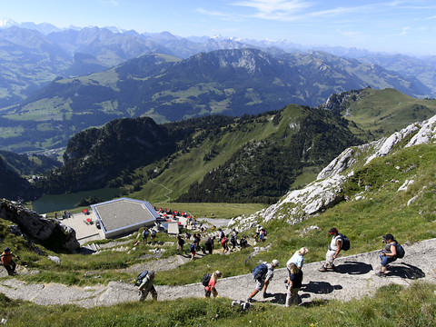 La moitié des Suisses ne quittera pas le pays cet été