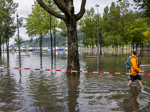 Limite du système de protection contre les crues du pied du Jura