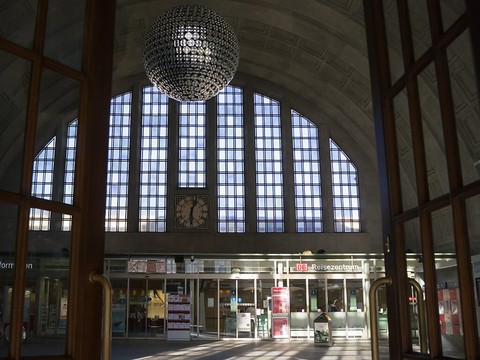 Alerte à la bombe à la gare allemande de Bâle