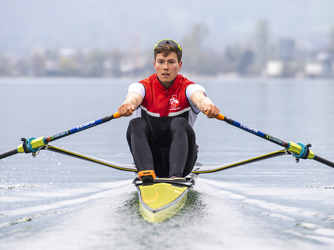 Andri Struzina se pare encore de bronze