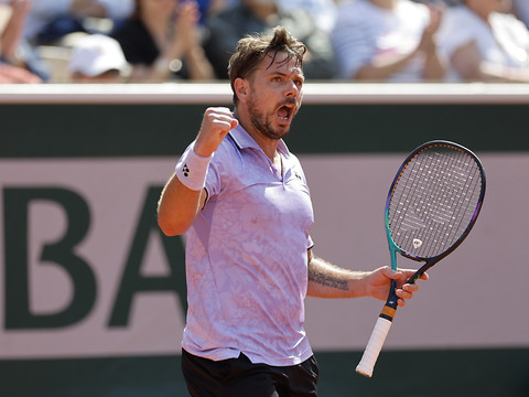 Wawrinka sorti au 2e tour, après 4h38' de lutte