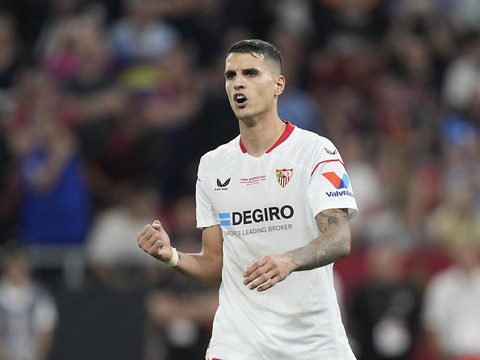 Séville reçu sept sur sept