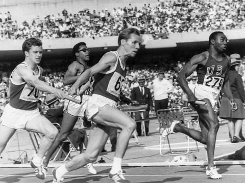Décès de l'Américain Jim Hines, premier homme sous les 10 secondes
