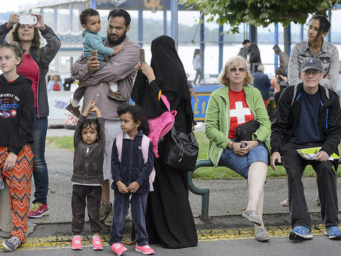Vers une loi fédérale pour mettre en oeuvre l'initiative anti-burqa