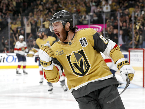 Les Golden Knights sont à deux victoires du titre