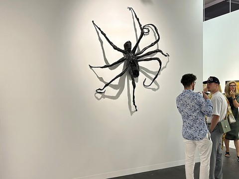 Prévisites VIP d'Art Basel sur un marché aux prévisions optimistes