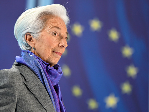 Zone euro: la BCE relève ses taux de 25 pb