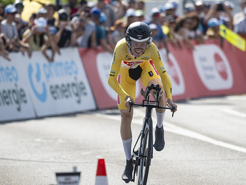 Skjelmose remporte le général, Ayuso la dernière étape