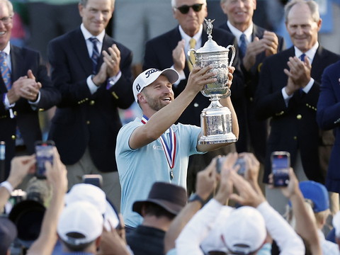 L'invité-surprise Wyndham Clark s'offre l'US Open