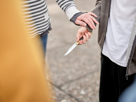 Les jeunes appelés à ne plus porter de couteaux sur eux