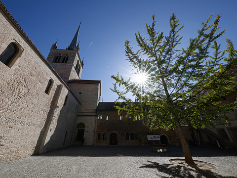 Les pèlerins veulent visiter gratuitement l'abbatiale de Payerne