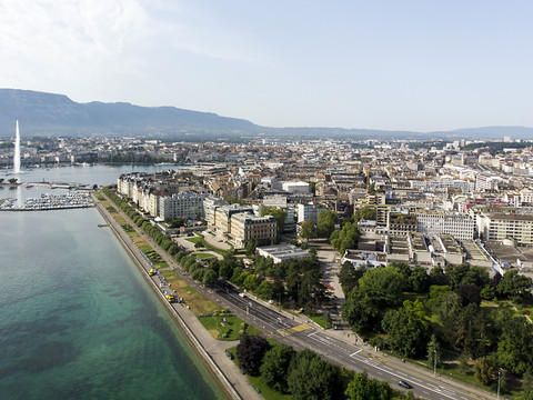 L'inflation devrait perdurer en 2024 (enquête KOF)
