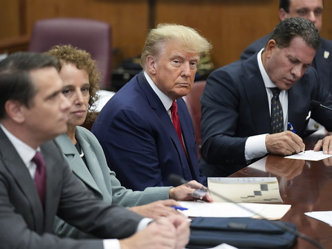 Trump entendu en train de se vanter de détenir un document secret