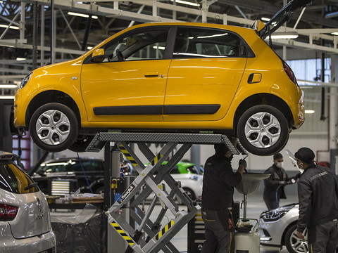 Renault relève sa prévision de rentabilité pour 2023