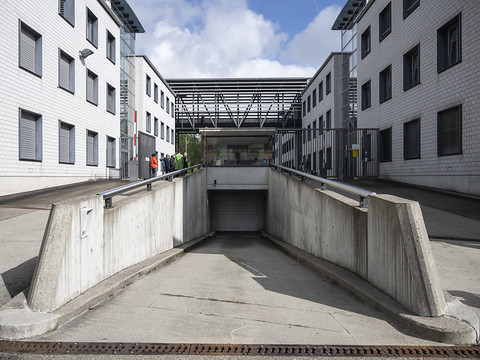 Les cantons priés de fournir des abris de protection civile