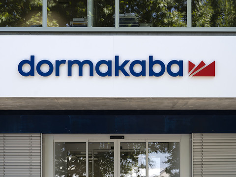 Dormakaba lance un lourd programme de restructuration