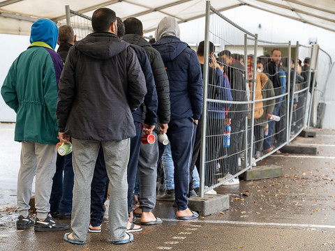 Près d'un million de demandes d'asile en 2022, record depuis 2016