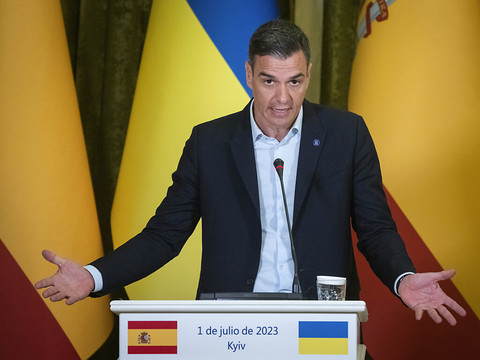 Déluge de promesses pour le coup d'envoi de la campagne en Espagne