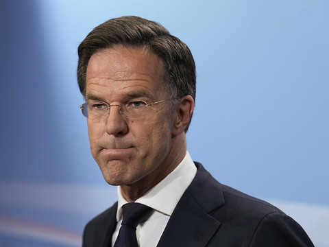 Rutte s'entretient avec le roi après la chute de son gouvernement