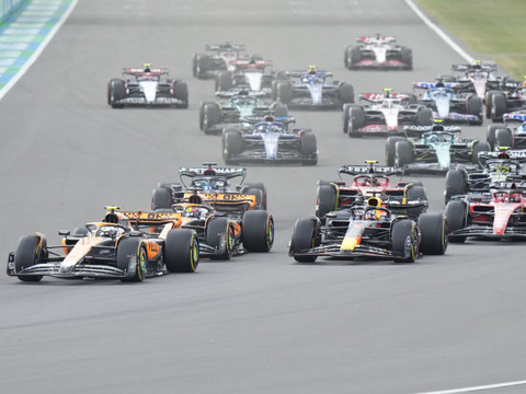British GP: Verstappen s'impose devant Norris et Hamilton