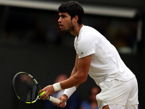 Carlos Alcaraz ferme la porte à Matteo Berrettini