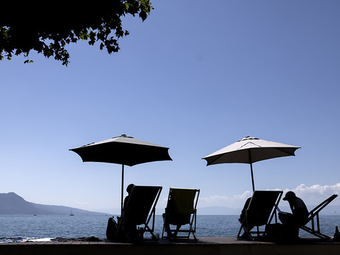 Nuit tropicale par endroits sur les rives du Léman